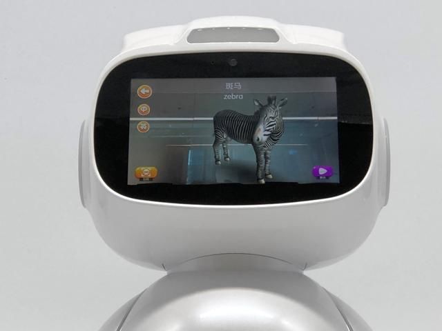 孩子的小老师:乐乐勇机器人 强势登陆黑龙江卫