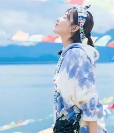 《亲爱的客栈》阚清子穿过5套衣服,图2很少女