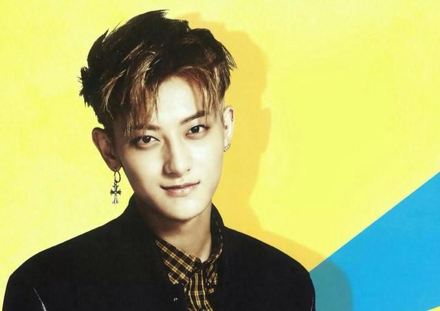 归国四子,鹿晗、吴亦凡、张艺兴身价均上亿,而