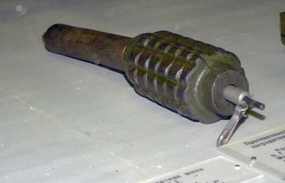 抗日战争中国要是有这些武器日本人撑不了三个