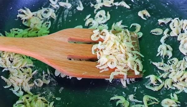 小小虾皮大大作用,宝宝补钙用自制虾皮粉适合