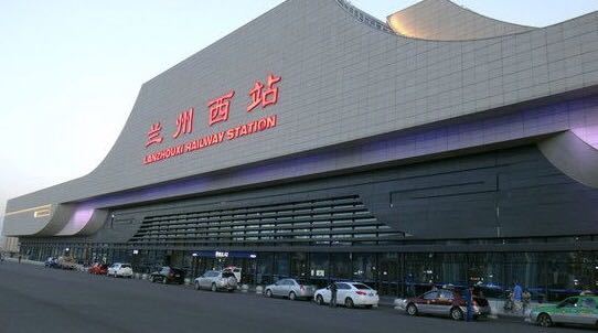 和中欧班列一起见识丝路上最繁华的交通枢纽 和中欧班列一起见识丝路上最繁华的交通枢纽