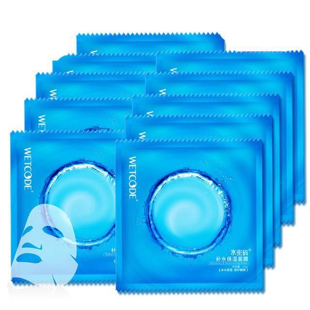 每次挤痘都能挤出白色物质,到底是什么?