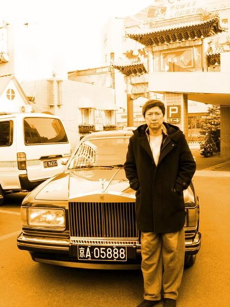 豪车中的NO.1,奔驰车主绝对亮瞎你的眼!