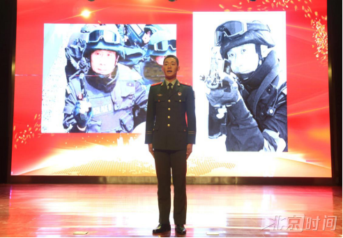 听了这些见证历史的故事,我明白了忠诚就该是