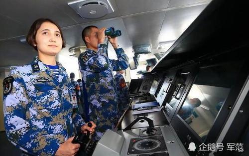 95後美女開航母:遼寧艦女兵掌舵,巾幗不讓鬚眉了!