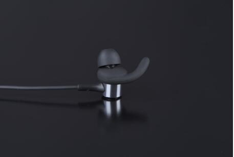 匠心品牌乔威为研发一款3D吃鸡蓝牙耳机耗时