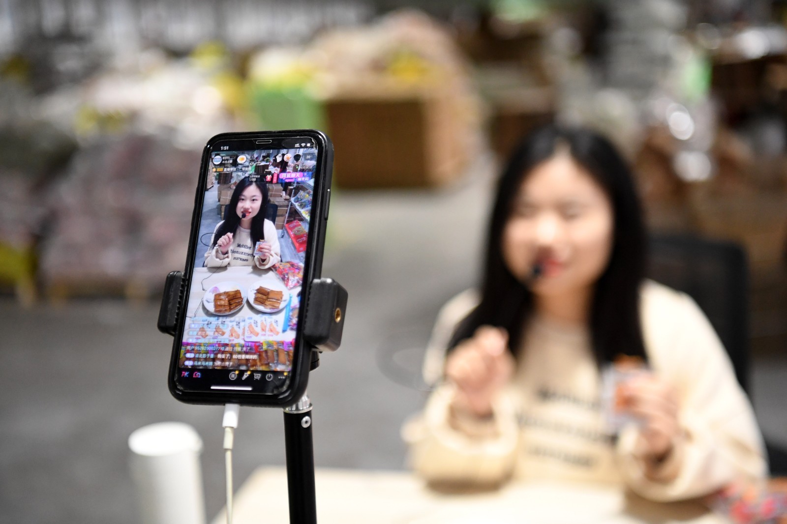 七部门联合发布网络直播营销管理办法 明确主播年龄限制,行为红线