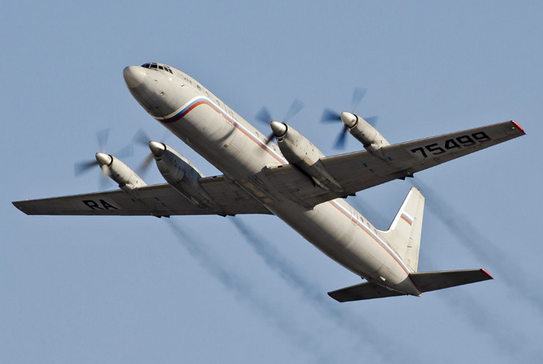 背景资料:伊尔-18短程客机:伊尔-18是前苏联伊留申设计局设计的四发