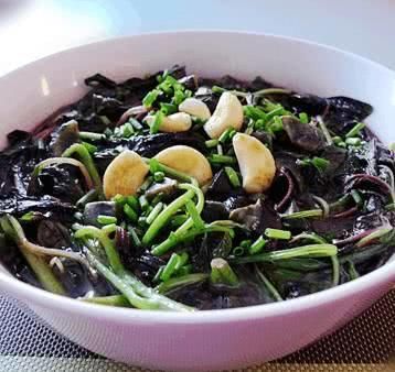 女人夏天别错过这菜,清肠毒防便秘,瘦出小蛮腰