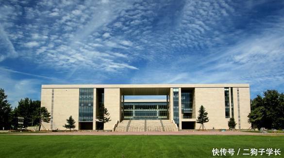 这所大学,名字很奇怪,也不是985和211,却比清