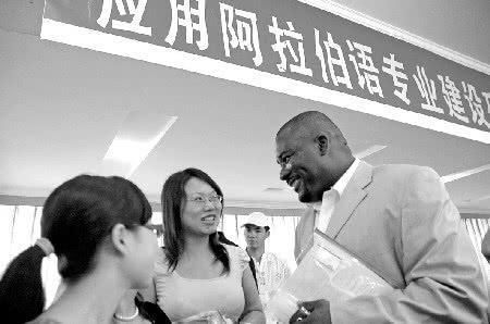 报考:文科最好就业的3个大学专业,毕业薪资待