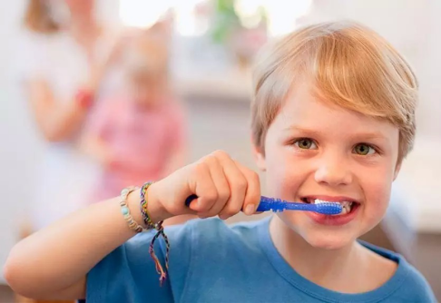 口臭是怎么回事?如何治疗口臭?秘诀原来是这