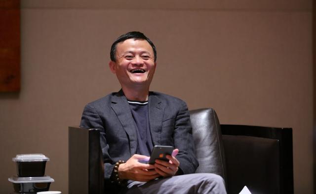 马云成功对话;2018投资这三大领域,两年后身价