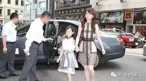 斗倒女星和高材生,甘比为何能成功上位?刘銮雄