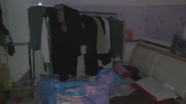 《法治进行时》20200213冒牌医生顶风作案 卫监委取缔无照诊所_北京时间