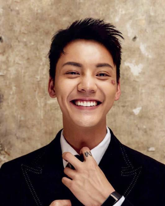 2018男明星人气排行榜,陈伟霆倒数,排在第一的