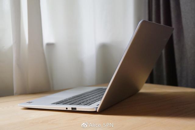 荣耀MagicBook锐龙版评测:居然踏进了吃鸡门