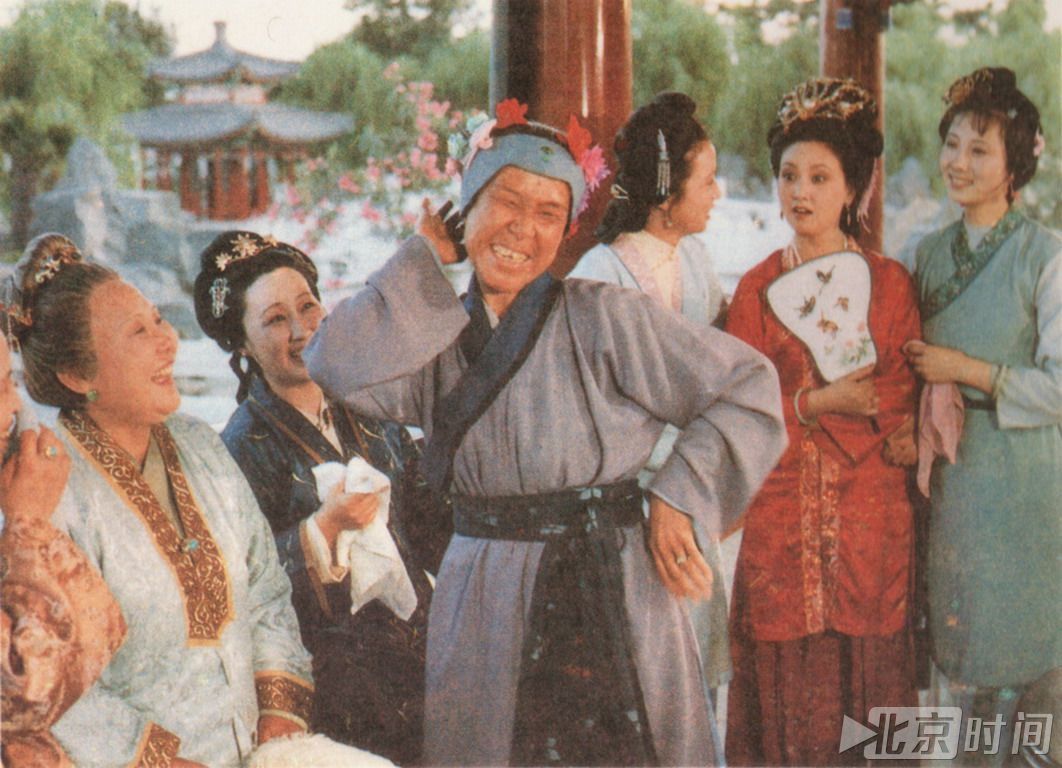 刘姥姥为何深得贾母喜欢 是她太滑稽还是有心机？