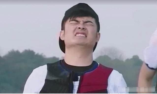 《跑男》首次集体痛哭,鹿晗受伤进医院,节目组