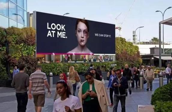 一个空气净化器宣传却呼吁保护环境 这才是大