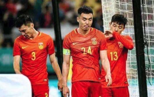 开心一刻:关于国足的幽默搞笑段子 笑的我都肚