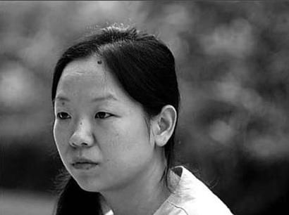 台奔驰娶女助理,8200w买5秒广告时间今锒铛入狱