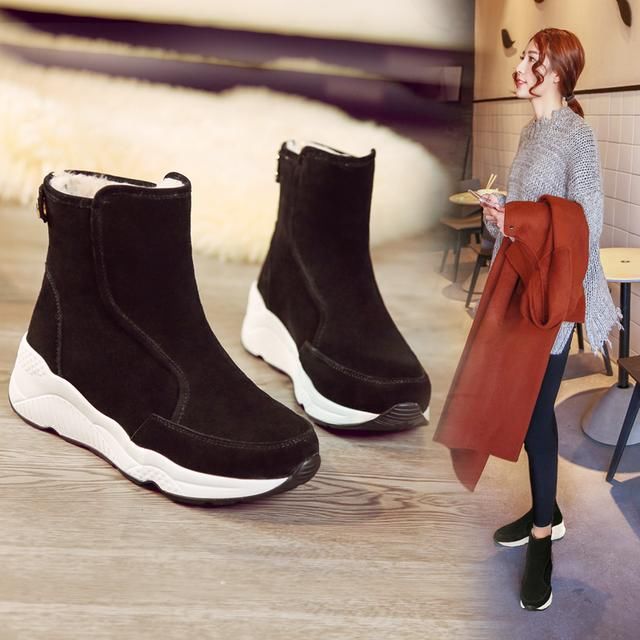 个子矮鞋子别乱穿,九分阔腿裤配这样的短靴,显