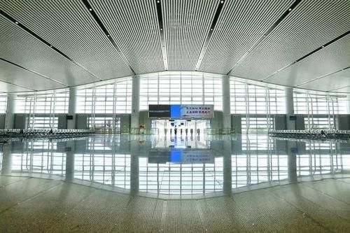 快速查询湛江高铁票价、时间,以及乘坐高铁的