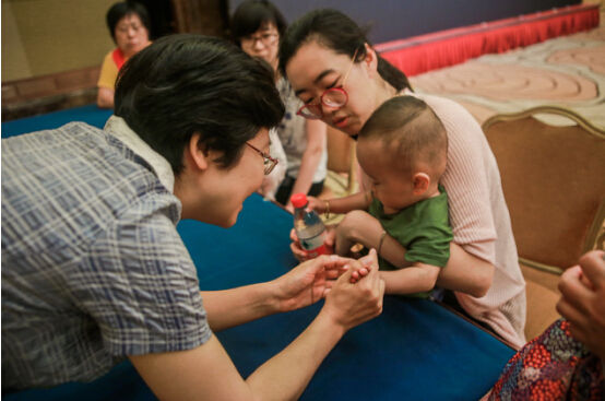 首客首享陪你长大,携手首都儿研所开展公益活动