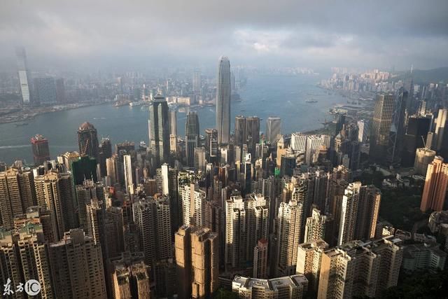 全球摩天大楼最多10个城市,中国占了一半,香