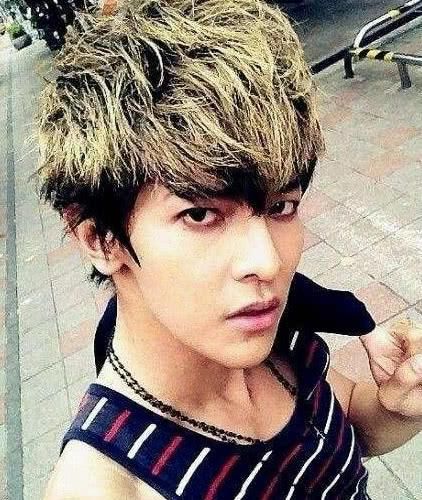 他是飞轮海中最穷一员,也被粉丝称为颜值担当