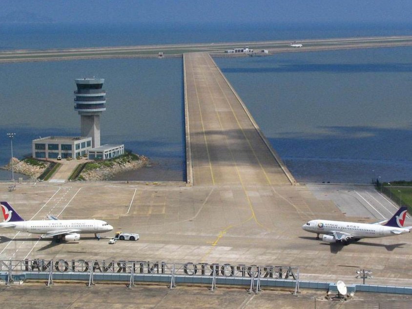 我国第一座百分百填海造陆而成的人工岛机场,也是全球第二座