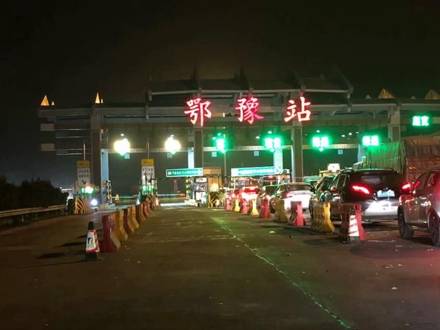 屏幕小黄线,777元三星s7edge开箱评测