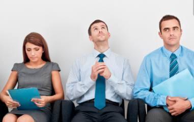 面试官: 加减乘除少一点是什么字 姑娘机智回答