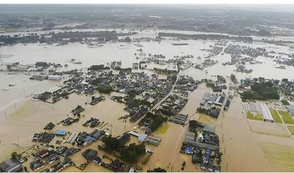 中国游客被困日本机场,得知消息马上安排接回