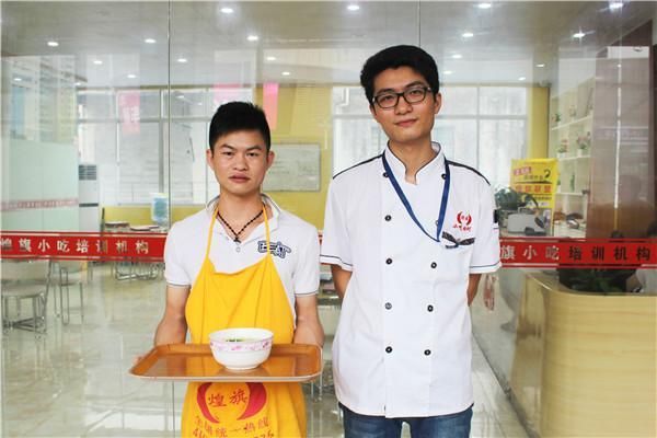 汤粉汤底的做法与配料去哪里学好