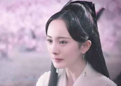 名医看牙︱整牙真的可以瘦脸,不信看看杨幂