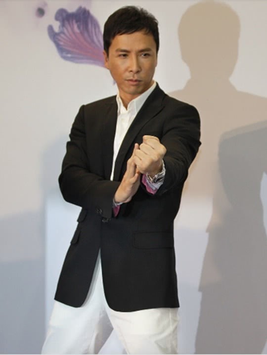 不是中国国籍的当红明星,最后两位居然主动放