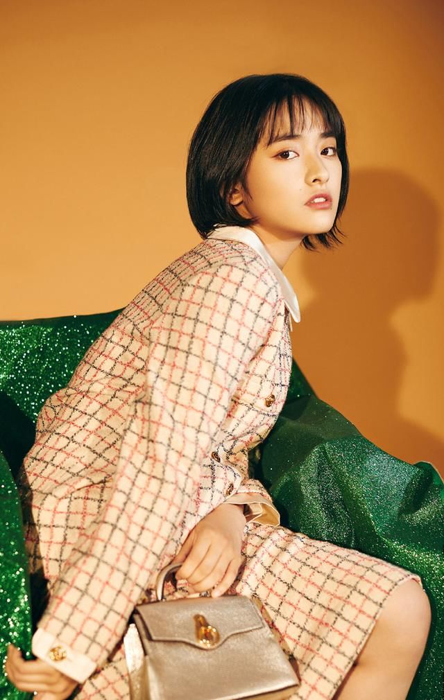 沈月:精致的五官,开朗的性格,清新靓丽,男人心中的那个初恋!