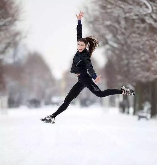 穿高跟鞋,能瘦腿还是会让小腿变粗?也许你该换