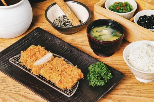 商业摄影师的佳能EOS 5D Mark IV静物实拍体