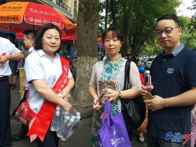 2018年常州中考首日!常州农行祝全市3.4万余名