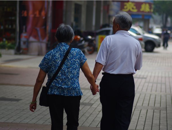 年纪大了记忆力衰退是什么原因导致的?