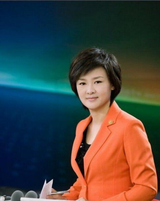 她曾是央视主持人 却突然消失如今已成为人母 她曾是央视主持人 却突然消失如今已成为人母