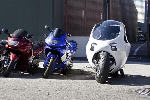 不会倒的两轮电车,续航320公里,还带空调