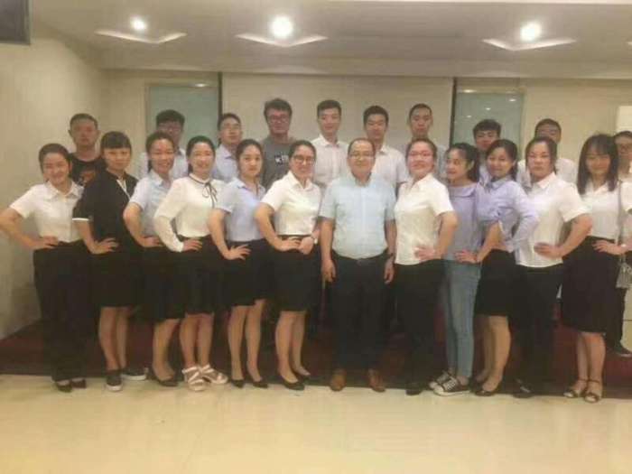 2018浙江公务员面试--强推政务APP、公众号扰