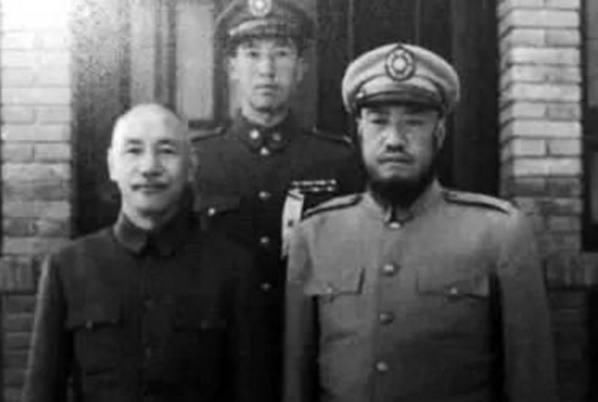 中华民国:马步芳治军从不假手于人,铲除异己欲