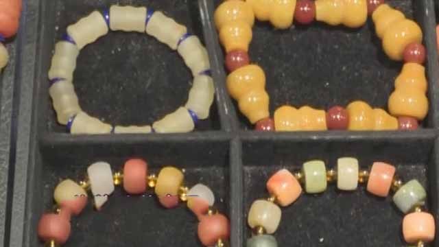 《快乐生活一点通》20180511挑选手串有门道