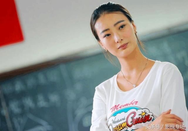 王李丹妮除了《一路向西》,还背着我们拍了这